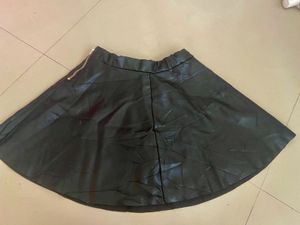 H&amp;M New Black Leather Skirt