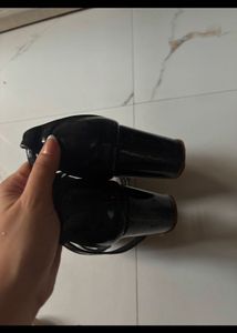 Black Heeled Sandals