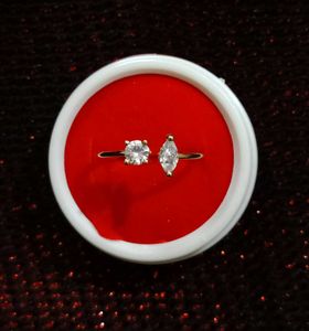 Elegant Gemstone Ring