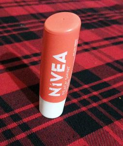 Nivea Peach Shine Lip Balm
