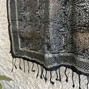 Elegant Black Printed Stole