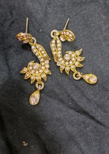 Golden Diamond Jewellery Set( Necklace &amp; Earrings)