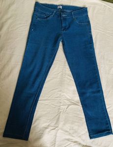 Stylish Blue Jeans For Girls
