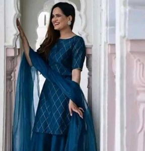 Elegant Blue Kurta Set