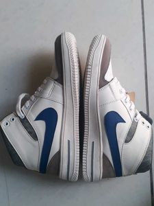 Air Jordan Sneakers