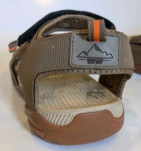 Woodland Sandals Size 8 🔥