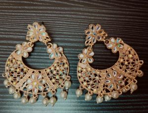 Elegant Floral Drop Earrings