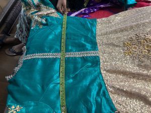 Teal Embroidered Kurta Set With Sequin And Beads