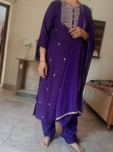 Elegant Purple Embroidered Kurti Set