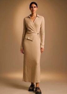 Elegant Beige Knit Dress