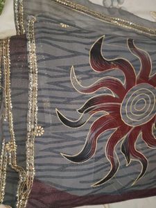 i am selling red ♥️ gray 🩶 colour saree