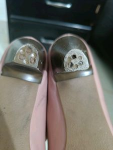 Inc.5 Nude Pumps