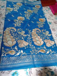 Elegant Blue Floral Saree