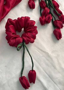 Tulip Hair scrunchie