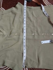 Elegant Sleeveless Blouse