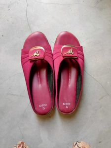 Maroon Vintage Slides.2 Time Wear