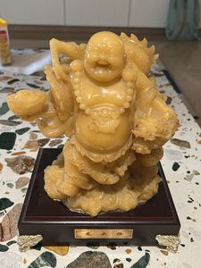 Laughing Buddha Statue