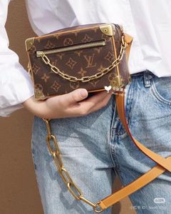 Louis Vuitton Petite Boite Chapeau