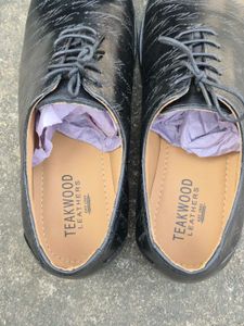 Teakwood Leathers Men’s Black Oxford Shoes