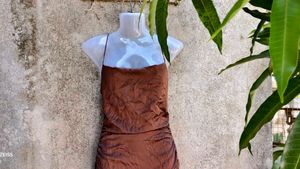 162 GORGEOUS SATIN RUCHED BODYCON