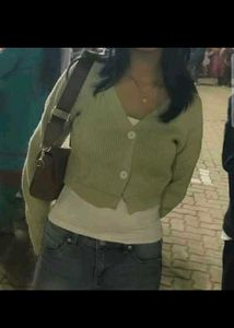 Cute Cropped Cardigan