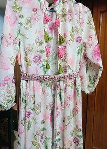 Beautiful White Kurta With Overcoat