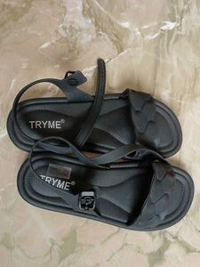 TRY ME sandals