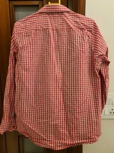 ❤️ Peter England Red Checkered Button-Down ❤️