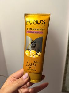 Ponds Light Sunscreen