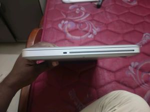 MacBook pro 2012 i5/4gbram/500gb memory