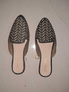 Elegant Gagatose Mules