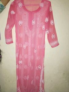 A Mirror Worked Chikankari Kurti