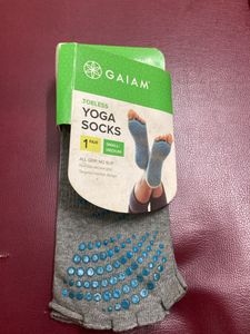 New Yoga Socks For Grabs