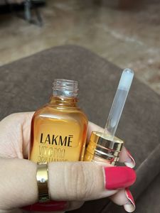 Lakme Vit C Pro Brilliance Serum