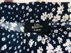 Floral Printed Blue Calf Length Trousers