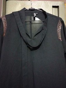 Black Studded Top 🖤