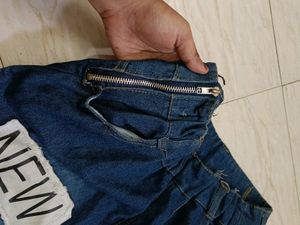 Beautiful Girls Blue Jeans