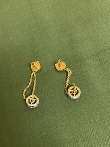 DIAMOND FINISH EARRINGS