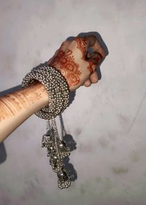 Silver Tone Beaded Bracelet