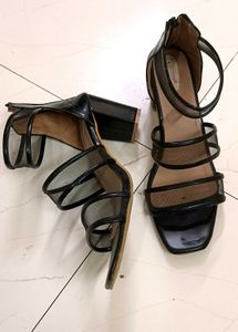 Pretty Black Heels 👠 🖤 Perfect For Party