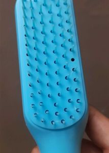 💙Cute Hair Brush💠(travel Friendly)