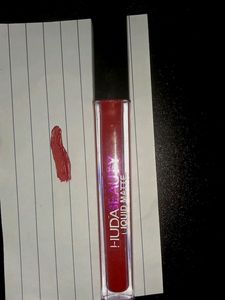 The Huda Beauty Lipstick Mate Finish Liquid Lipsti