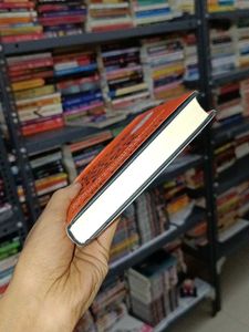Hardcover The Subtle Art of Not Giving a F*ck