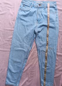 Zara Straight Fit Jeans