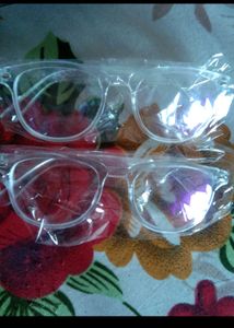 Clear Frame Fashion Glasses