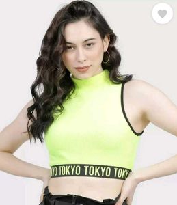 GREEN CROP TOP