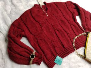 🌟Burgundy Cable Knit Sweater🌟