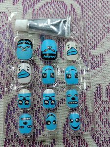 Fake designer Nails