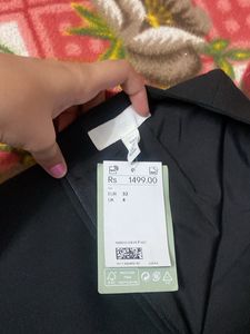 H&amp;M Jet Black Skirt