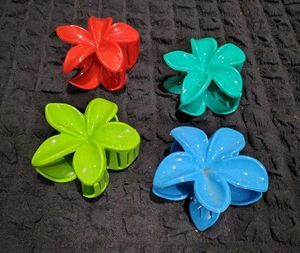 Flower Hair Claw Clips - Set of 4